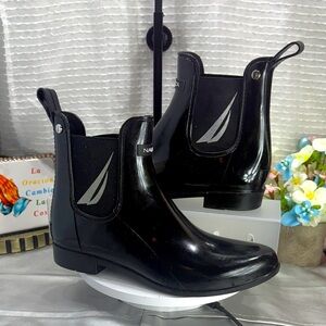 (P5) Nautica Windsail Women's Rain Boots, Size 9, Black, Windsail, Slip-On